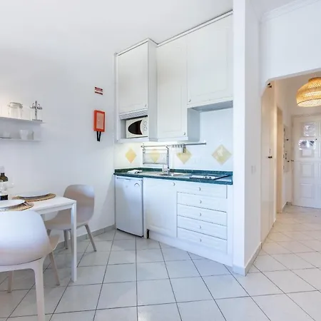 Apartment Studio Marina View By Seewest Lagos